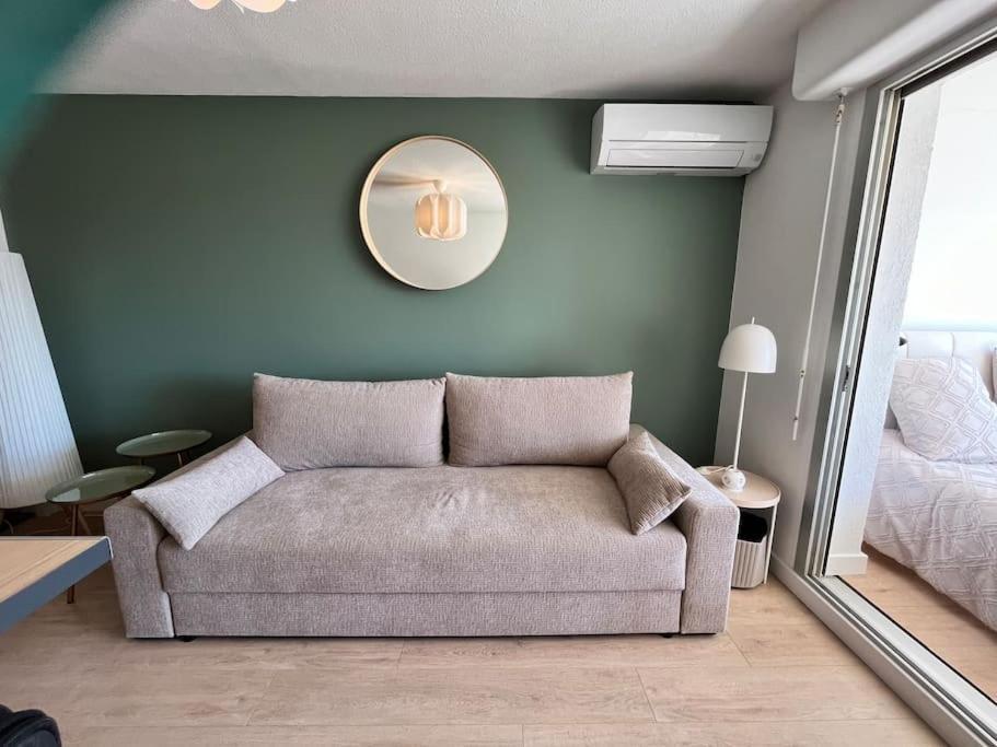 Studio Vue Mer Avec Piscine Et Terrain De Tennis 소세레팽 외부 사진