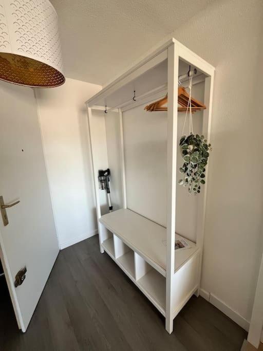 Studio Vue Mer Avec Piscine Et Terrain De Tennis 소세레팽 외부 사진